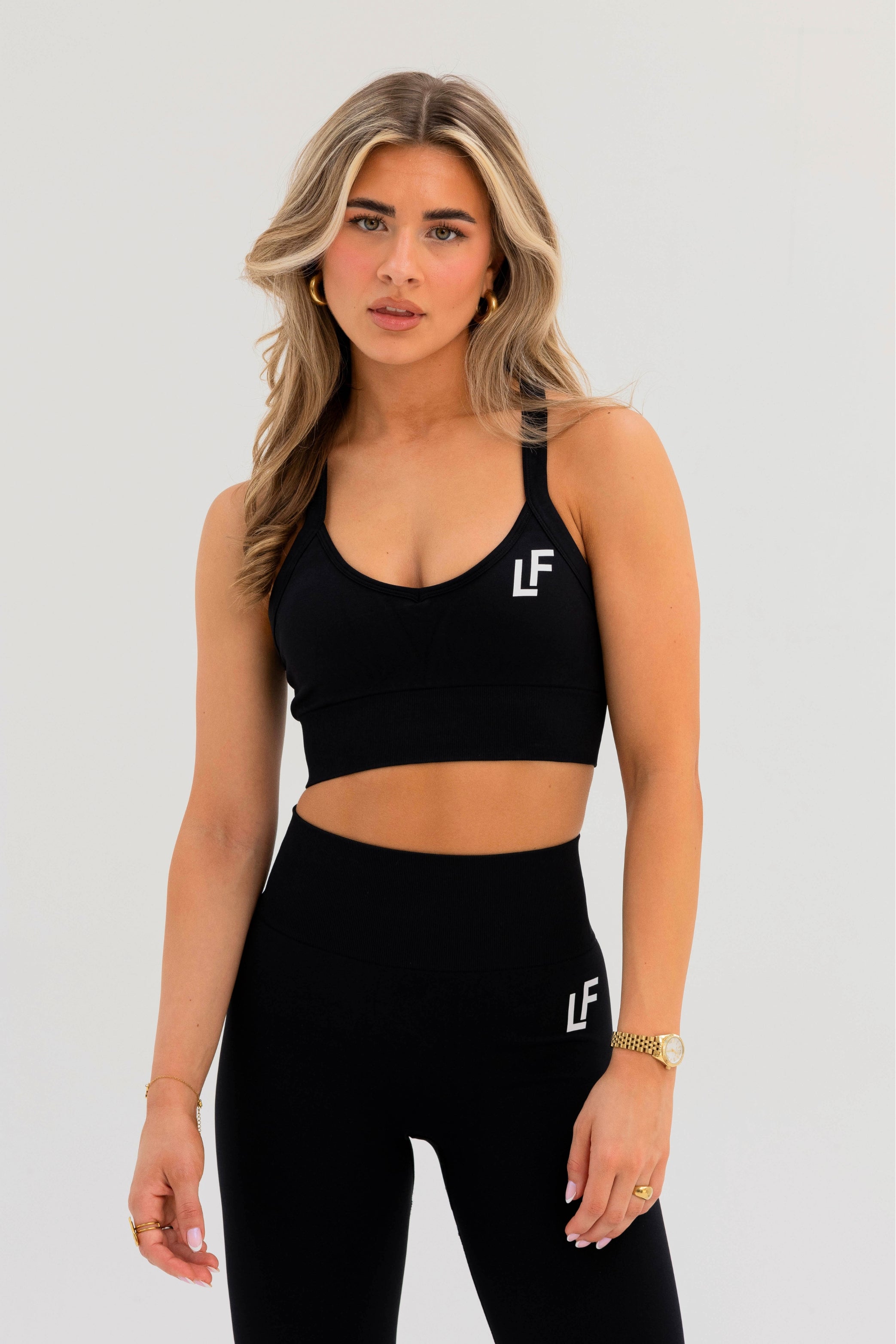 Kion Seamless Cross Bra Black - Lionfit