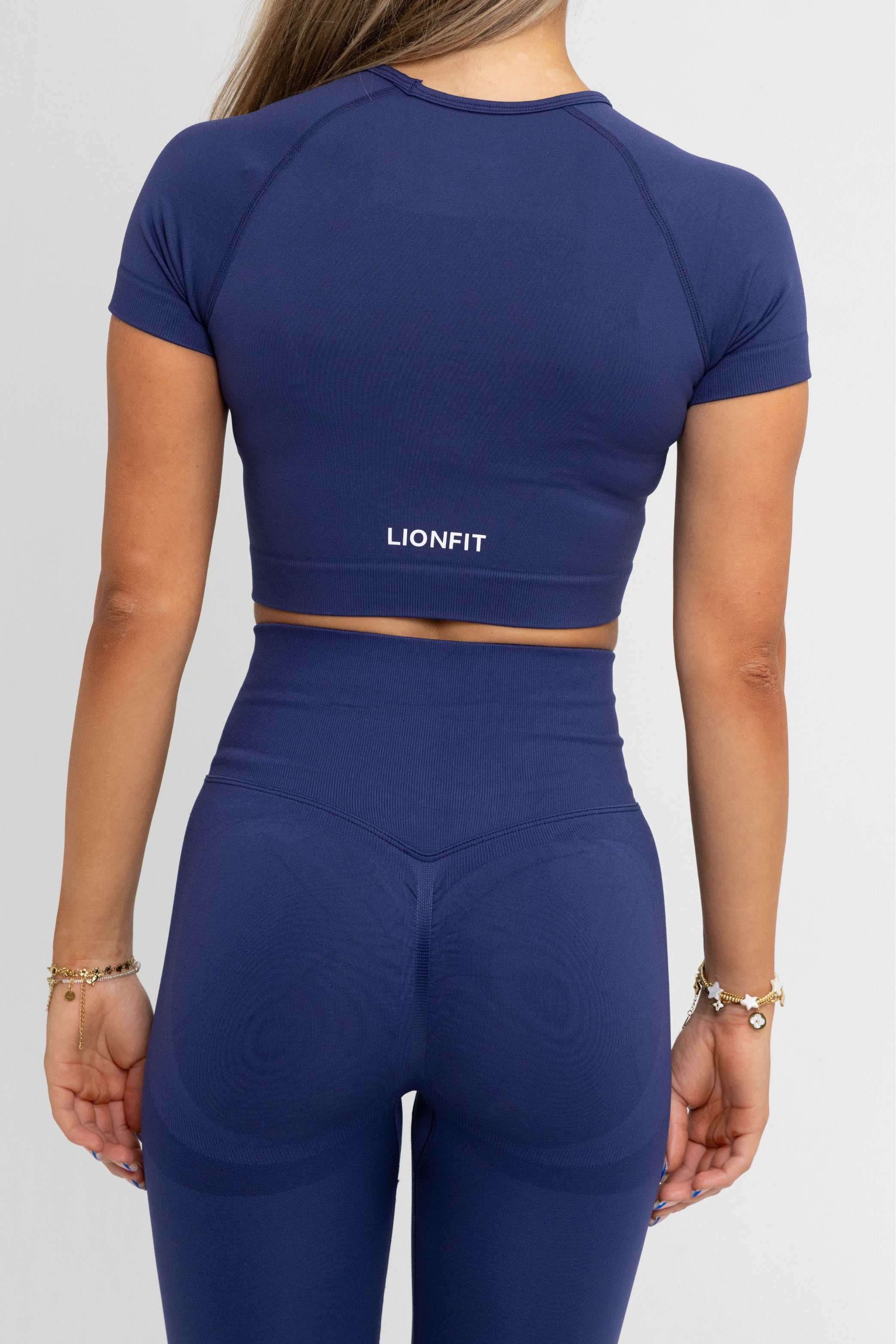 LIONFIT NALA SEAMLESS SHORTSLEEVE TOP BLUE