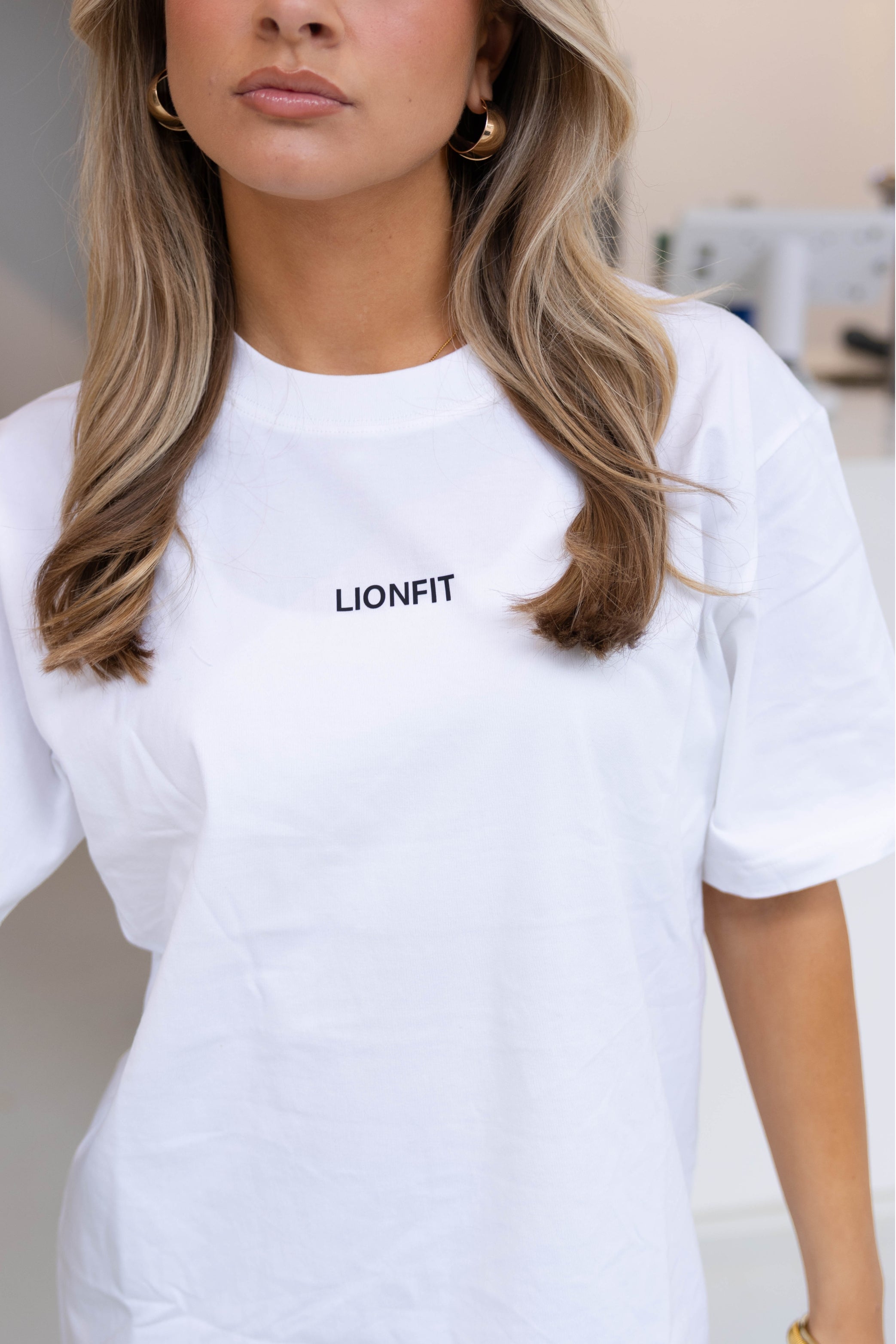 Kiara Oversized tee White