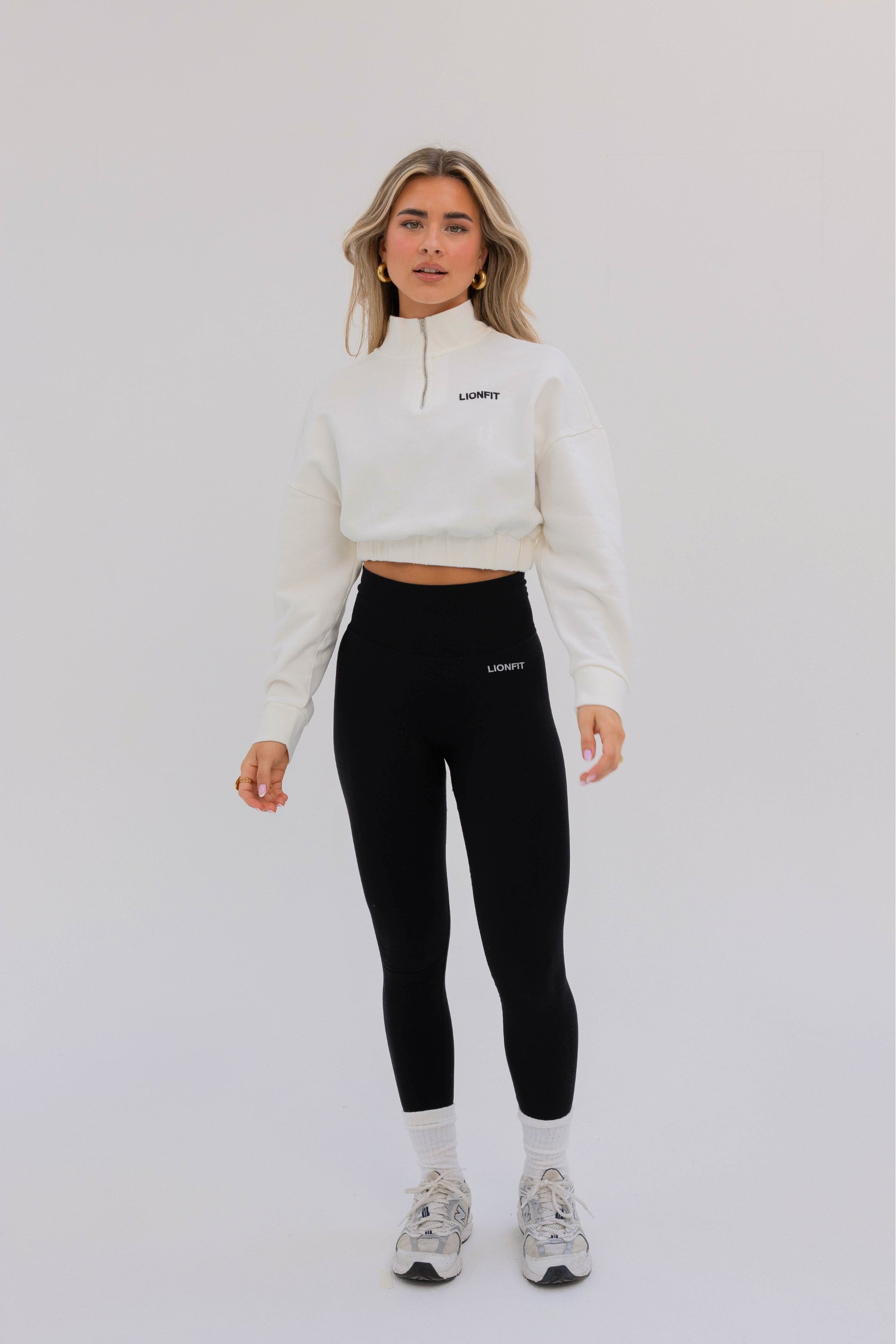 Kion Cropped Halfzip Top Off White - Lionfit