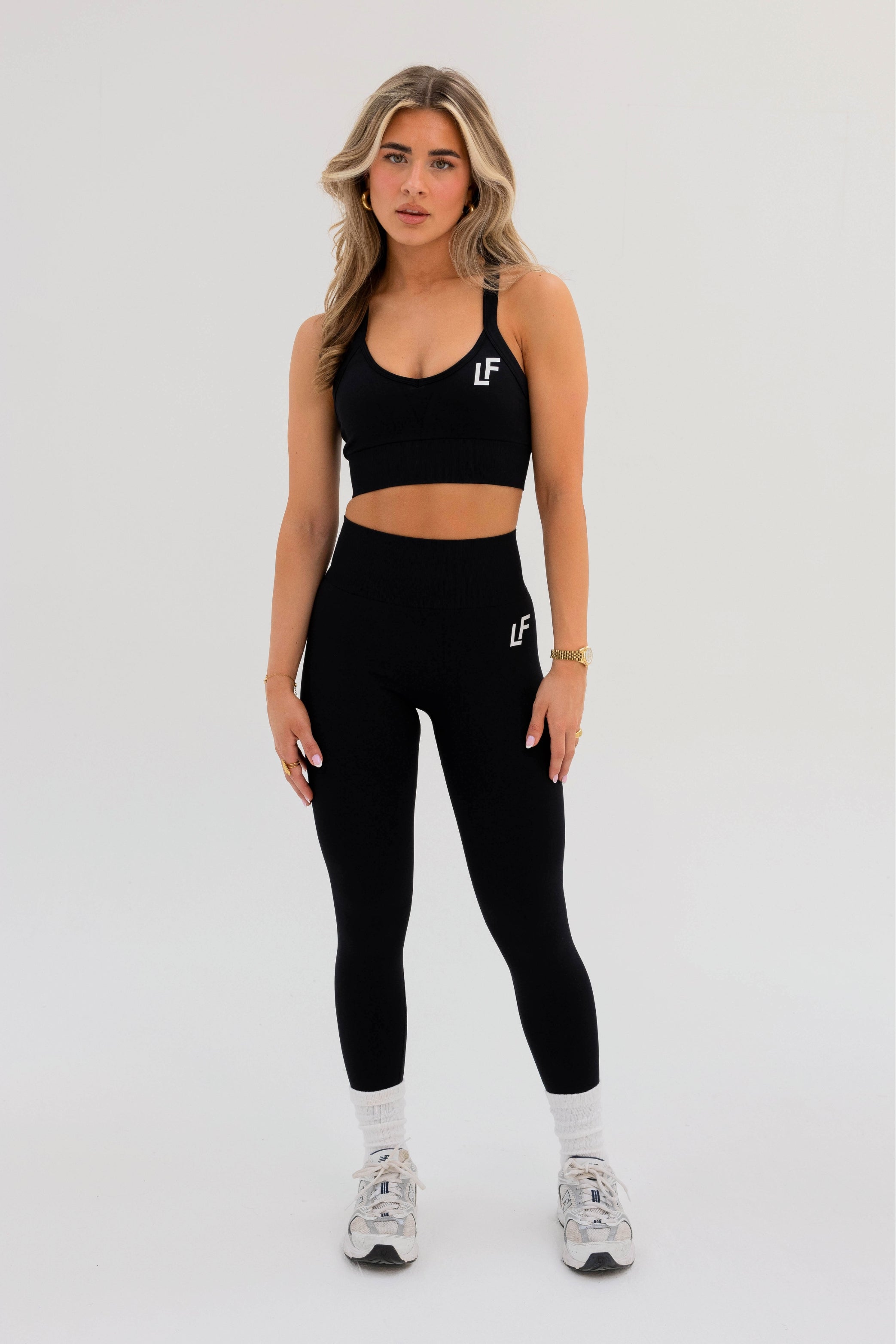 Kion Seamless Cross Bra Black - Lionfit