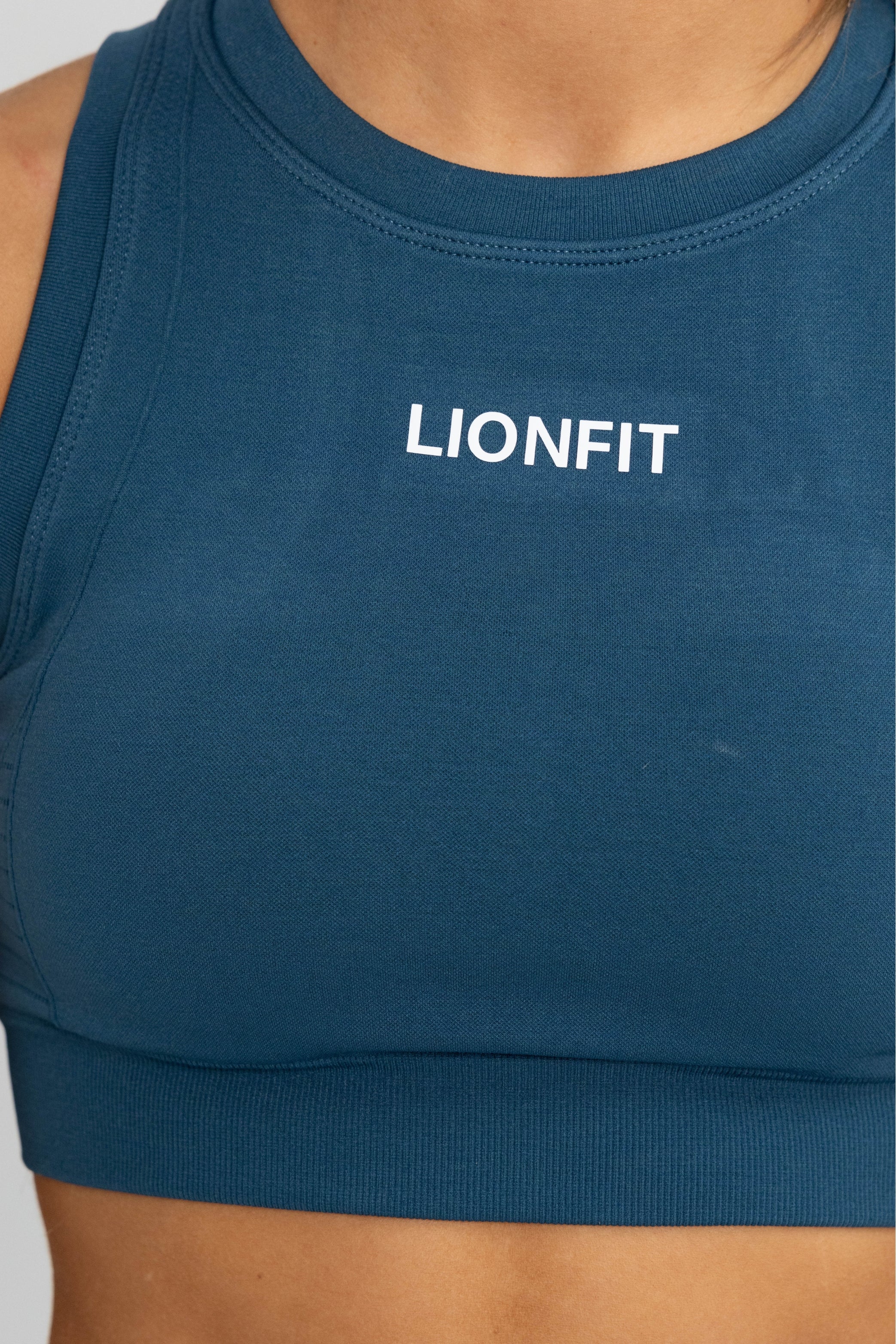 LIONFIT LEO HIGH NECK SPORTS BRA NIGHT BLUE 6