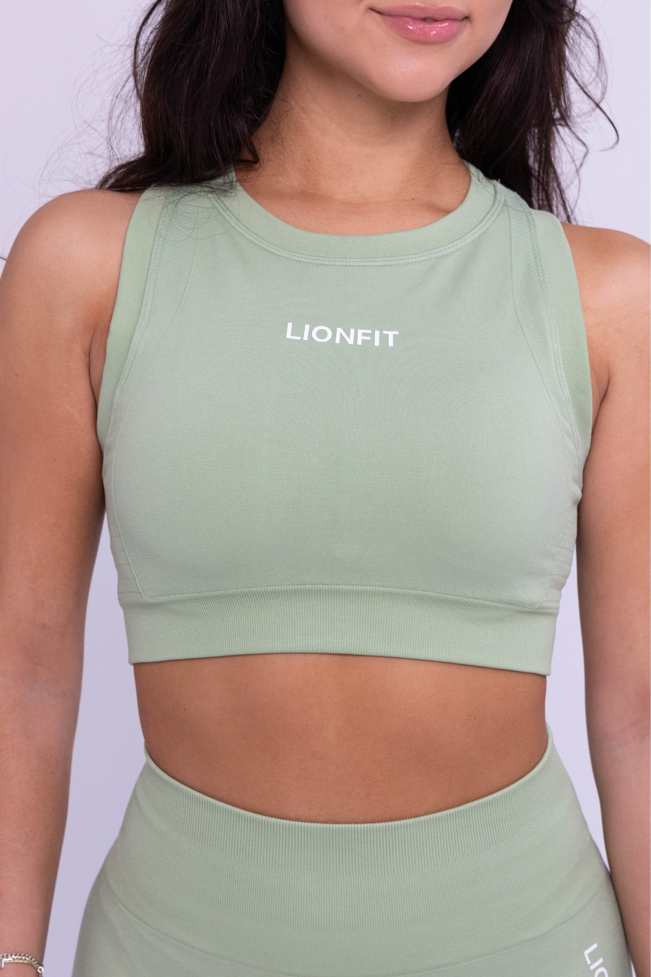 LIONFIT LEO HIGH NECK SPORTS BRA PERIDOT GREEN 3