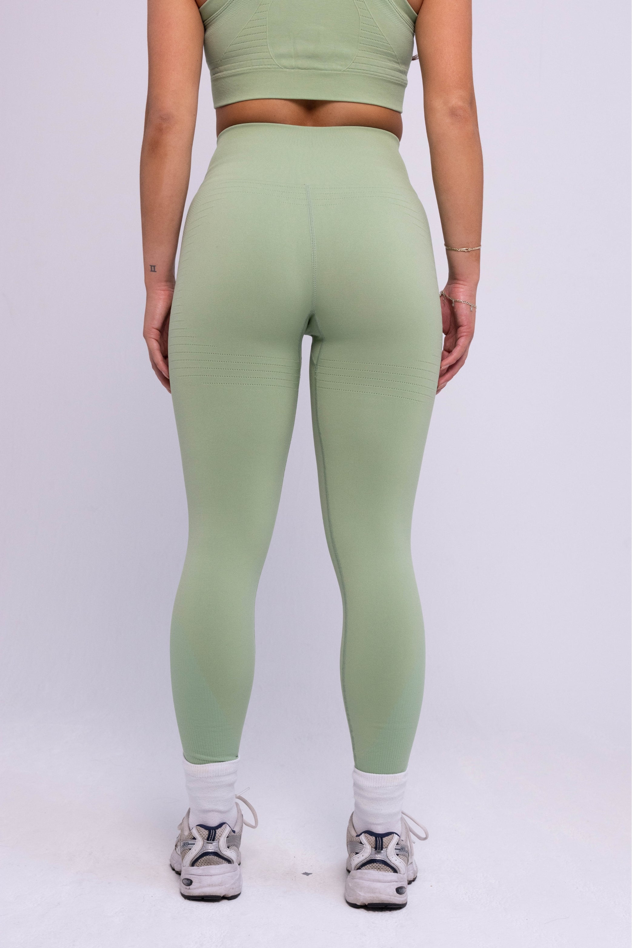 Leo Seamless Leggings Peridot Green - Lionfit