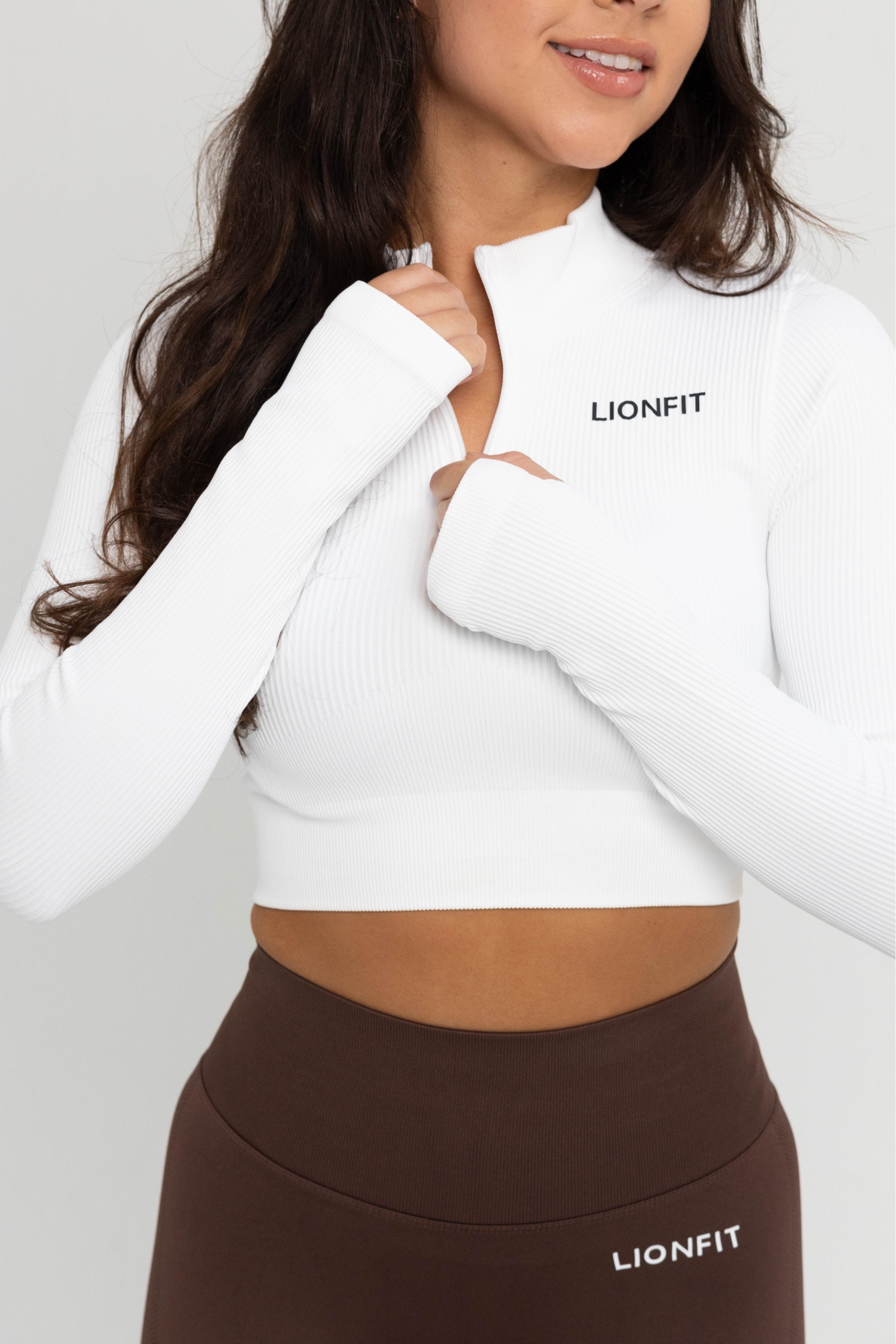 LIONFIT NALA HALFZIP TOP WHITE 2