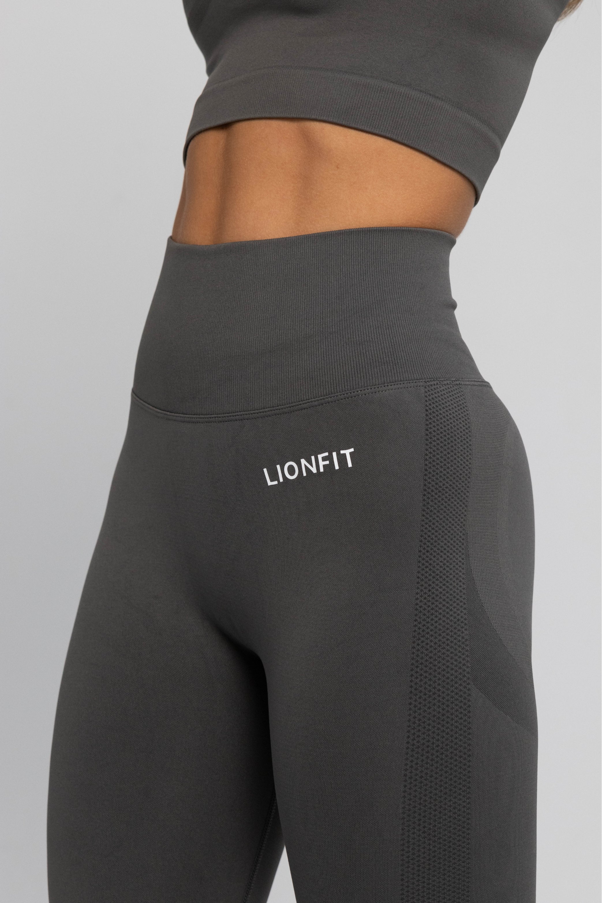 LIONFIT NALA SEAMLESS LEGGINGS GREEN GREY 6