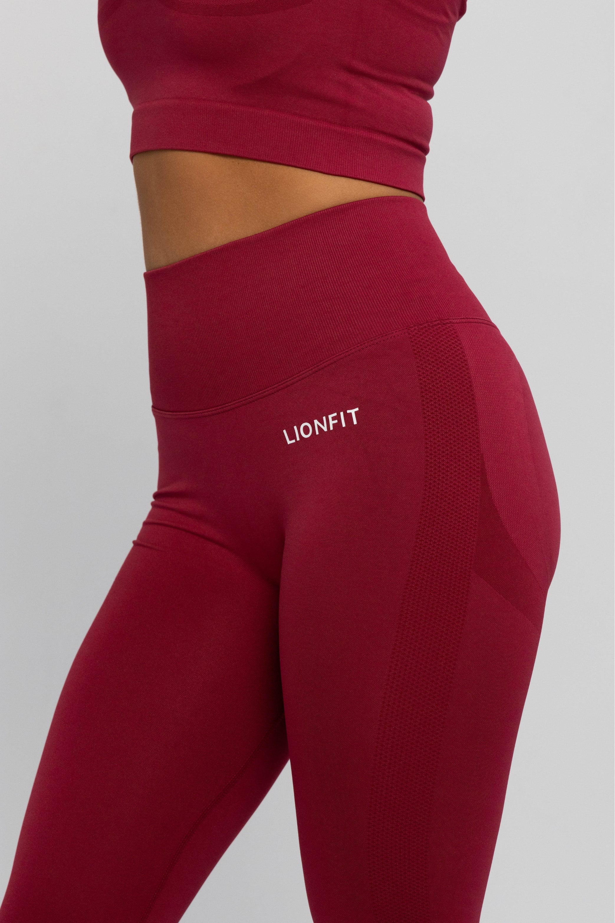 LIONFIT NALA SEAMLESS LEGGINGS RED 5